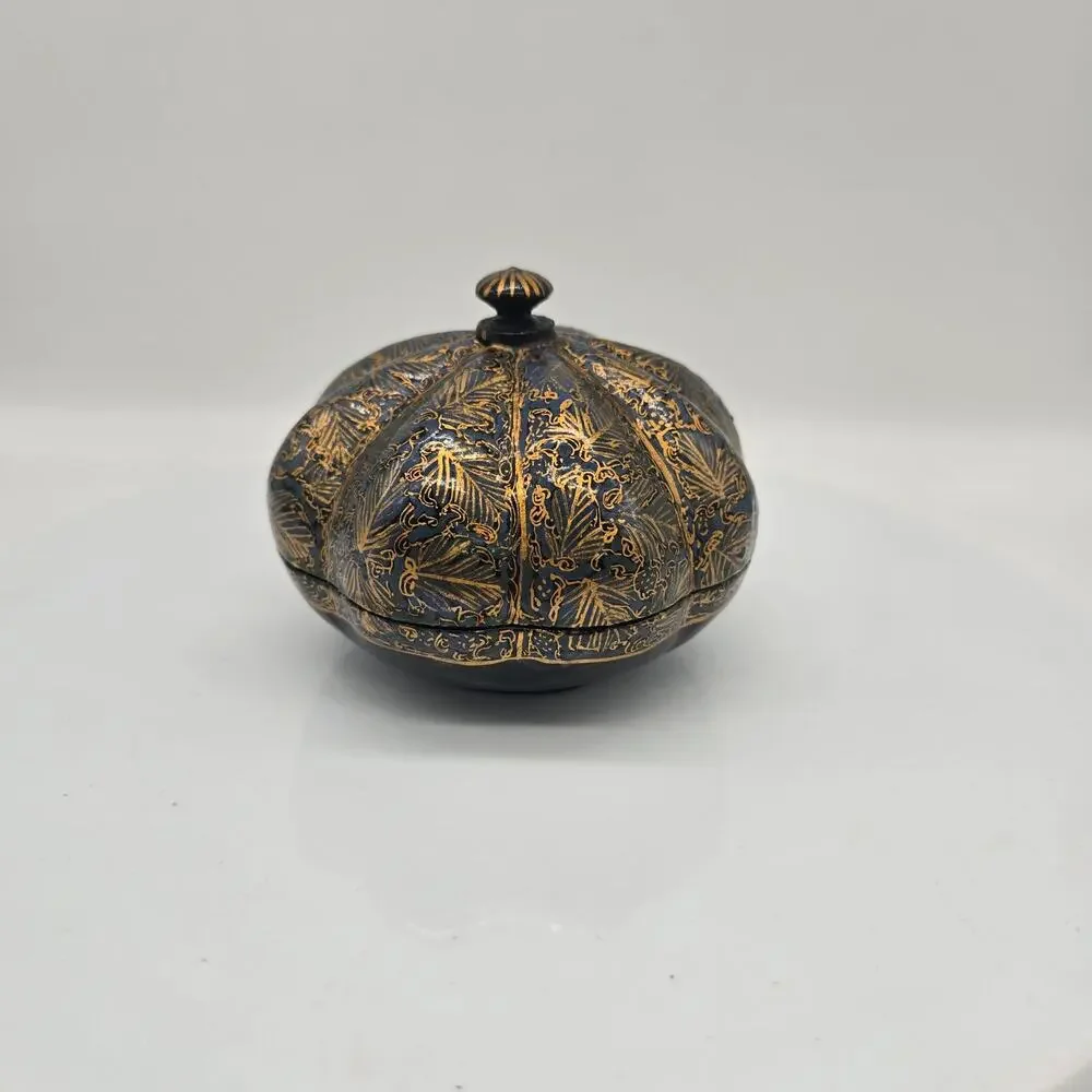 Vintage Handcrafted Kashmiri Papier-Mâché Powder Box Dark Academia Bedroom Decor